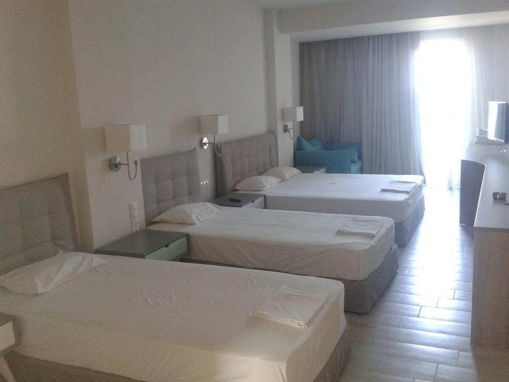 Hotel Kakanakos 劳特拉奥雷亚斯埃利尼斯 客房 照片